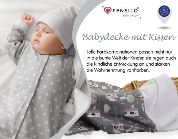 Baby Mulltücher; Mullwindeln; Spucktücher; fensilo; mulltücher baby; mulltücher baby mädchen; spucktücher baby; spucktücher baby mädchen; spucktuch junge; Fensilo baby; Fensilo baby blanket; blanket; baby blanket; muslin baby blanket; muslin girl blanket; baby boy blanket; muslin baby boy blanket; newborn; object; knitted; top view; Fensilo.com; beautiful; indoors; sheet; female; male; cover; fabric; wash; cushion; bed; polyester; satin; feminine; girly; protection; white; swaddle blanket; pillow; white pillow; comfortable; cotton; hypoallergenic; cute; design; washable; girl; boy; baby boy; baby girl; warm; comfy; care; soft; bedroom; set; size; baby pillow; adorable blanket; white background; gray blanket; fox; bunny; polar bear; bear; tree; animals; cute animals; adorable animals;
