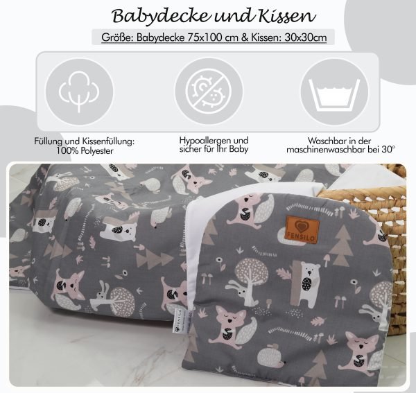 Baby Mulltücher; Mullwindeln; Spucktücher; fensilo; mulltücher baby; mulltücher baby mädchen; spucktücher baby; spucktücher baby mädchen; spucktuch junge; Fensilo baby; Fensilo baby blanket; blanket; baby blanket; muslin baby blanket; muslin girl blanket; baby boy blanket; muslin baby boy blanket; newborn; object; knitted; top view; Fensilo.com; beautiful; indoors; sheet; female; male; cover; fabric; wash; cushion; bed; polyester; satin; feminine; girly; protection; white; swaddle blanket; pillow; white pillow; comfortable; cotton; hypoallergenic; cute; design; washable; girl; boy; baby boy; baby girl; warm; comfy; care; soft; bedroom; set; size; baby pillow; adorable blanket; white background; gray blanket; fox; bunny; polar bear; bear; tree; animals; cute animals; adorable animals;