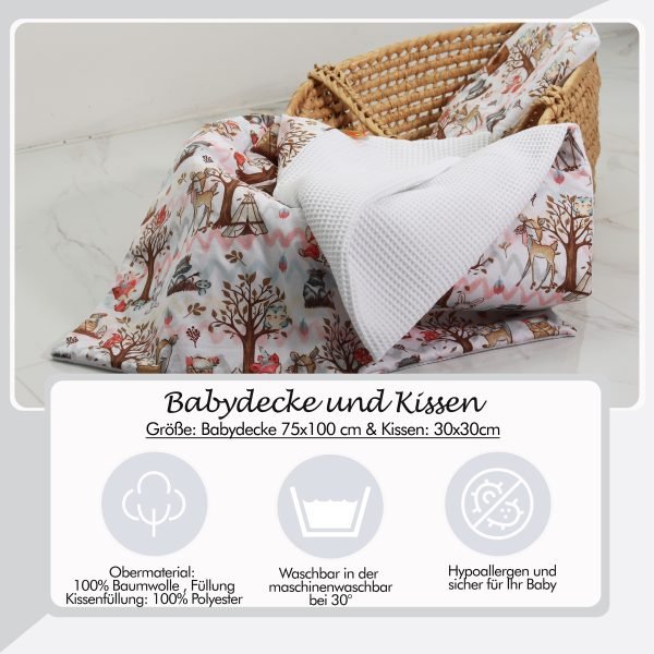 Baby Mulltücher; Mullwindeln; Spucktücher; fensilo; mulltücher baby; mulltücher baby mädchen; spucktücher baby; spucktücher baby mädchen; spucktuch junge; Fensilo baby; Fensilo baby blanket; blanket; baby blanket; unisex; muslin baby blanket; muslin girl blanket; muslin boy blanket; newborn; object; knitted; top view; Fensilo.com; beautiful; indoors; sheet; female; cover; fabric; wash; cushion; bed; polyester; satin; feminine; girly; protection; white; swaddle blanket; pillow; white pillow; comfortable; cotton; hypoallergenic; cute; design; washable; girl; baby girl; warm; comfy; care; soft; bedroom; set; size; baby pillow; adorable blanket; premium cotton; animals; fox; deer; tree; owl; brown blanket; red fox; squirrel; squirrel on the tree; cute animals; adorable animals; white background;