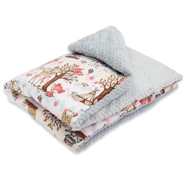 Baby Mulltücher; Mullwindeln; Spucktücher; fensilo; mulltücher baby; mulltücher baby mädchen; spucktücher baby; spucktücher baby mädchen; spucktuch junge; Fensilo baby; Fensilo baby blanket; blanket; baby blanket; newborn; object; knitted; top view; Fensilo.com; white blanket; white; background; beautiful; indoors; sheet; cover; fabric; wash; cushion; bed; polyester; satin; protection; swaddle blanket; comfortable; cotton; hypoallergenic; cute; design; washable; warm; comfy; care; soft; bedroom; set; size; crib; baby crib; outdoor; playground; vacation; park; sleep; colorful; breathable; layers; 2 layers; premium; materials; premium materials; high-quality; quality; unisex; large blanket; wide blanket; long; wide; comfortable blanket; Fox; deer; owl; racoon; rabbit; tree; cute animals; forest animals; adorable design; adorable animals; lovely animals; luxurious design;