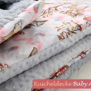 Baby Mulltücher; Mullwindeln; Spucktücher; fensilo; mulltücher baby; mulltücher baby mädchen; spucktücher baby; spucktücher baby mädchen; spucktuch junge; Fensilo baby; Fensilo baby blanket; blanket; baby blanket; newborn; object; knitted; top view; Fensilo.com; background; beautiful; indoors; sheet; cover; fabric; wash; cushion; bed; polyester; satin; protection; swaddle blanket; comfortable; cotton; hypoallergenic; cute; design; washable; warm; comfy; care; soft; bedroom; set; size; baby pillow; crib; baby crib; outdoor; playground; vacation; park; sleep; colorful; breathable; layers; 2 layers; premium; materials; premium materials; high-quality; quality; indoor; girl; baby girl; rainbow; colorful rainbow; pregnant; maternity; adorable blanket; pretty design; baby girl blanket;