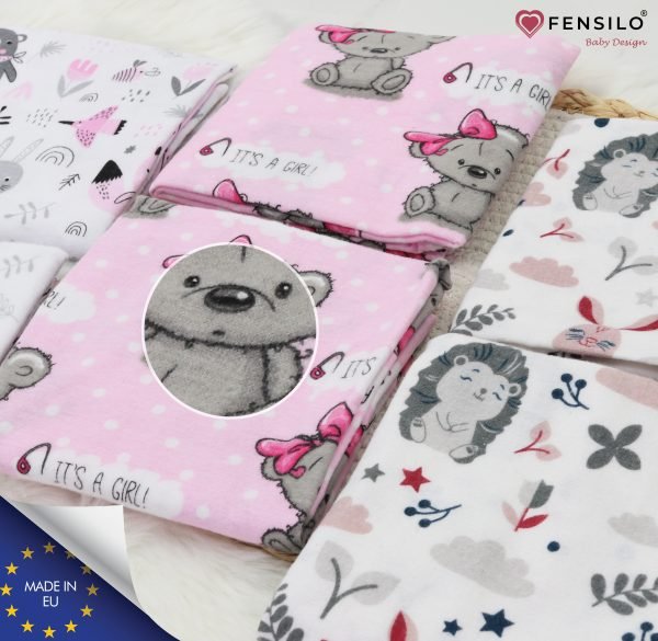 Baby Mulltücher; Mullwindeln; Spucktücher; fensilo; mulltücher baby; mulltücher baby mädchen; spucktücher baby; spucktücher baby mädchen; spucktuch junge; Fensilo baby; Fensilo baby blanket; blanket; baby blanket; newborn; object; knitted; top view; Fensilo.com; white blanket; white; background; beautiful; indoors; sheet; cover; fabric; wash; cushion; bed; polyester; satin; protection; swaddle blanket; comfortable; cotton; hypoallergenic; cute; design; washable; warm; comfy; care; soft; bedroom; set; size; crib; baby crib; outdoor; playground; vacation; park; sleep; colorful; breathable; layers; 2 layers; premium; materials; premium materials; high-quality; quality; unisex; 6 set blankets; girly; women; girl; pink; adorable animals; cute animals; bear; squirrel; rabbit; forest animals; maternity; pregnant;