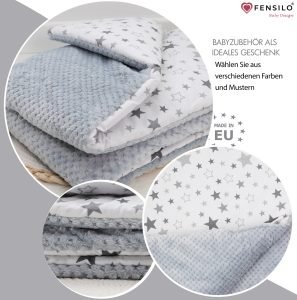 Baby Mulltücher; Mullwindeln; Spucktücher; fensilo; mulltücher baby; mulltücher baby mädchen; spucktücher baby; spucktücher baby mädchen; spucktuch junge; Fensilo baby; Fensilo baby blanket; blanket; baby blanket; newborn; object; knitted; top view; Fensilo.com; white blanket; white; background; beautiful; indoors; sheet; cover; fabric; wash; cushion; bed; polyester; satin; protection; swaddle blanket; comfortable; cotton; hypoallergenic; cute; design; washable; warm; comfy; care; soft; bedroom; set; size; crib; baby crib; outdoor; playground; vacation; park; sleep; colorful; breathable; layers; 2 layers; premium; materials; premium materials; high-quality; quality; unisex; 70cmx100xcm; soft blanket; blanket with gray stars;