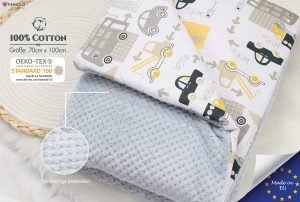 Baby Mulltücher; Mullwindeln; Spucktücher; fensilo; mulltücher baby; mulltücher baby mädchen; spucktücher baby; spucktücher baby mädchen; spucktuch junge; Fensilo baby; Fensilo baby blanket; blanket; baby blanket; newborn; object; knitted; top view; Fensilo.com; white blanket; white; background; beautiful; indoors; sheet; cover; fabric; wash; cushion; bed; polyester; satin; protection; swaddle blanket; comfortable; cotton; hypoallergenic; cute; design; washable; warm; comfy; care; soft; bedroom; set; size; crib; baby crib; outdoor; playground; vacation; park; sleep; colorful; breathable; layers; 2 layers; premium; materials; premium materials; high-quality; quality; unisex; large blanket; wide blanket; long; wide; comfortable blanket; adorable design; cars; city design; trees; buildings; animated city;