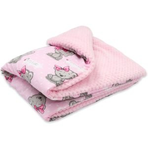 Baby Mulltücher; Mullwindeln; Spucktücher; fensilo; mulltücher baby; mulltücher baby mädchen; spucktücher baby; spucktücher baby mädchen; spucktuch junge; Fensilo baby; Fensilo baby blanket; blanket; baby blanket; newborn; object; knitted; top view; Fensilo.com; white blanket; white; background; beautiful; indoors; sheet; cover; fabric; wash; cushion; bed; polyester; satin; protection; swaddle blanket; comfortable; cotton; hypoallergenic; cute; design; washable; warm; comfy; care; soft; bedroom; set; size; crib; baby crib; outdoor; playground; vacation; park; sleep; colorful; breathable; layers; 2 layers; premium; materials; premium materials; high-quality; quality; unisex; large blanket; wide blanket; long; wide; comfortable blanket; pink; girl; woman; baby girl; cute bear; bearl; forest; forest animals; ribbon;